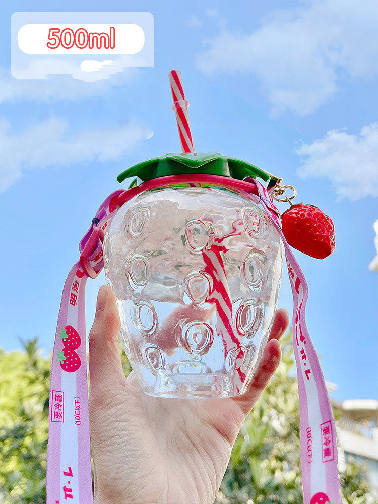 500ml Kawaii Strawberry Water Bottle Cute Strawberry Straw Water Bottle PP Milk Coffee Straw Cup Juice Drinkware Kitchen