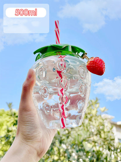 500ml Kawaii Strawberry Water Bottle Cute Strawberry Straw Water Bottle PP Milk Coffee Straw Cup Juice Drinkware Kitchen